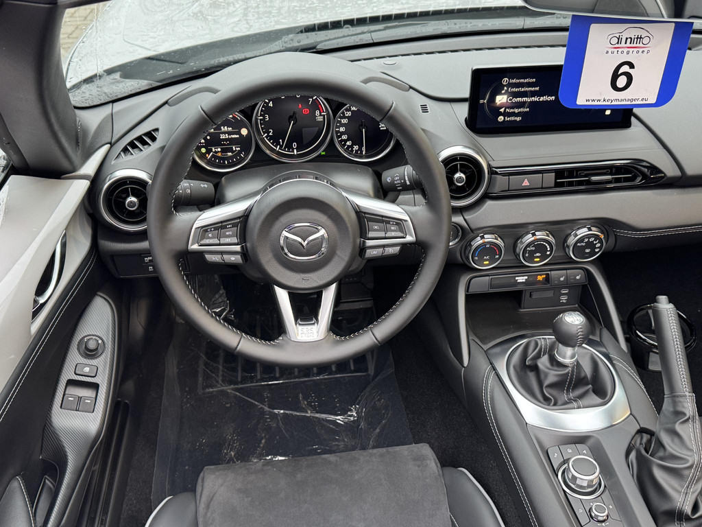 53596463-20.jpg